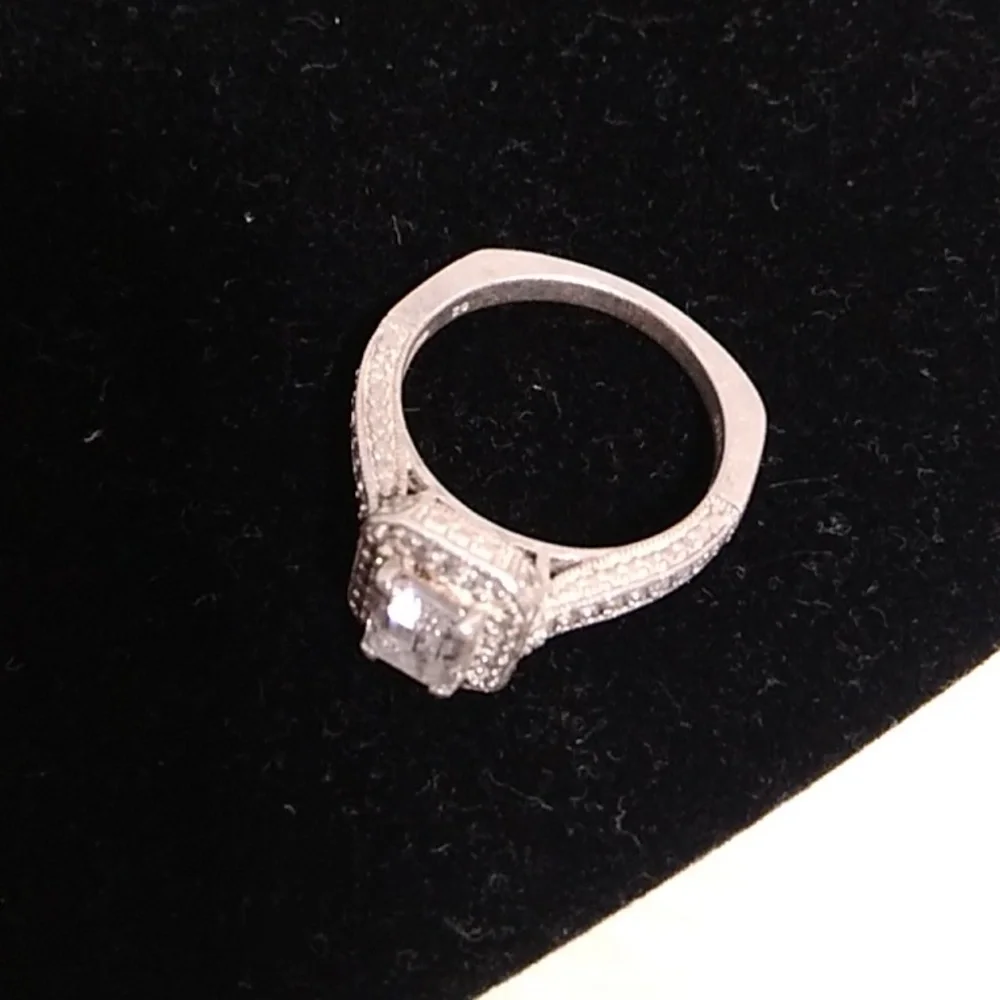 FINAL SALE! Stunning Sterling Silver 925 Cz Ring ๐ Size 7 - Picture 14 of 14